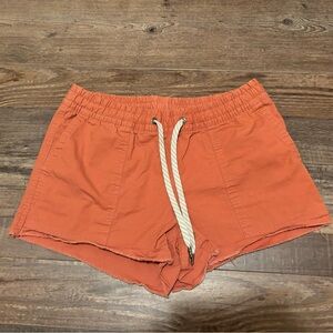 Women’s size XS Vuori ripstop shorts